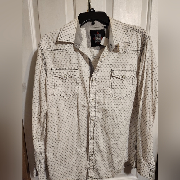 TM Exposure western style shirt, w cool geometric pattern & pearl style buttons - Picture 4 of 6